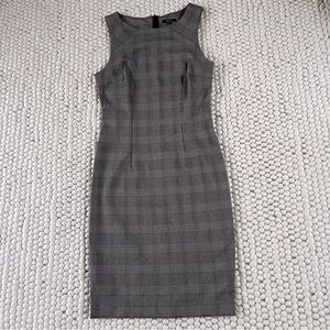 RW&CO Sleeveless City Dress  Medium NWT
